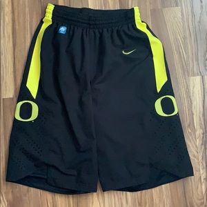Nike Oregon basketball shorts